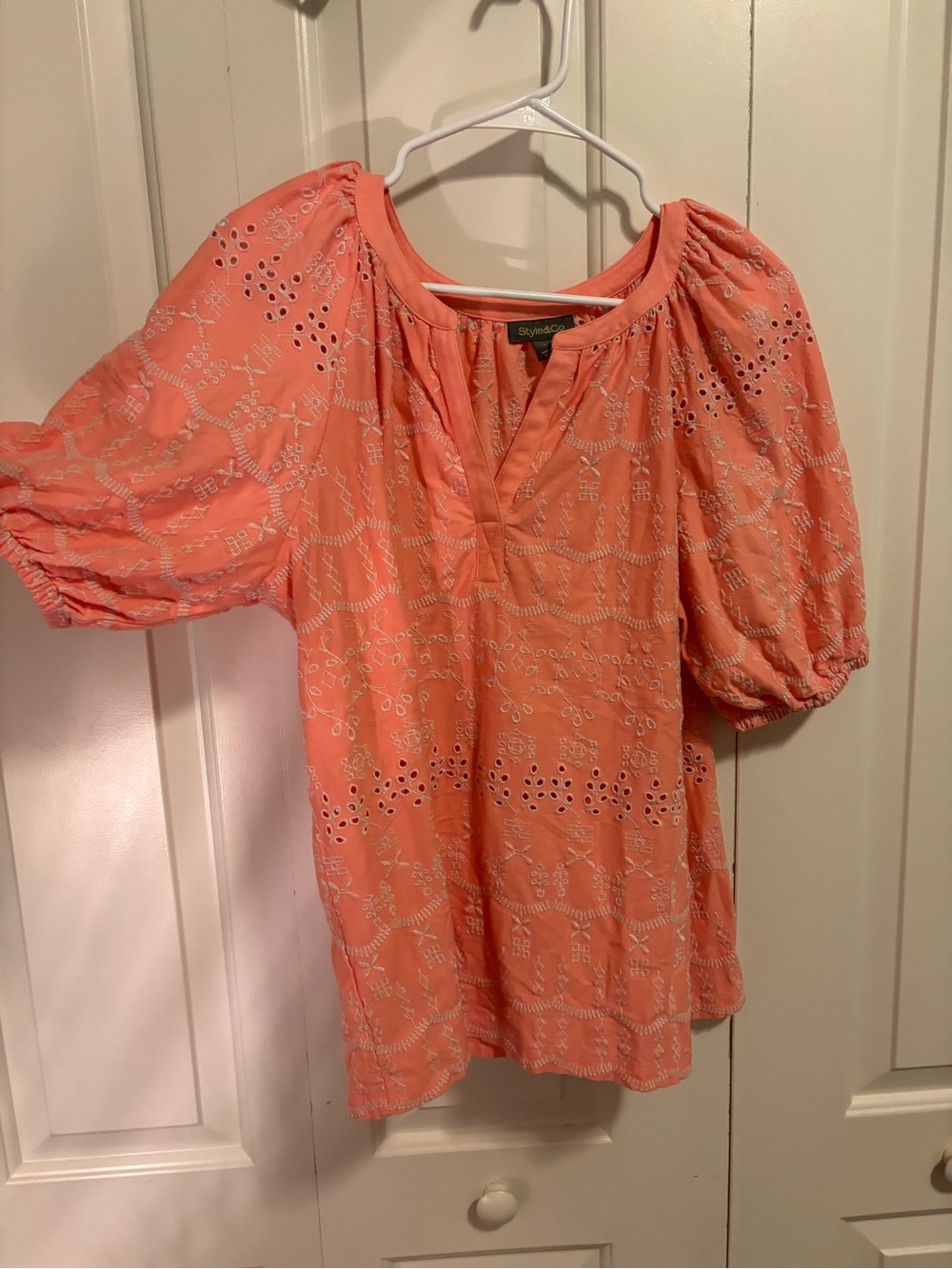 Women’s dressy tee